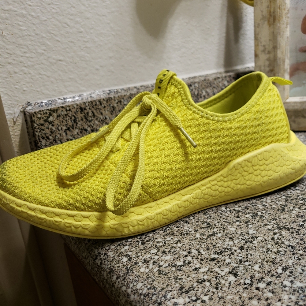 Womens Flylyte ryderwear gym shoes